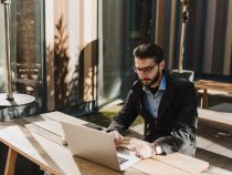 Peut-on suivre une formation pour apprendre à créer un business web ?